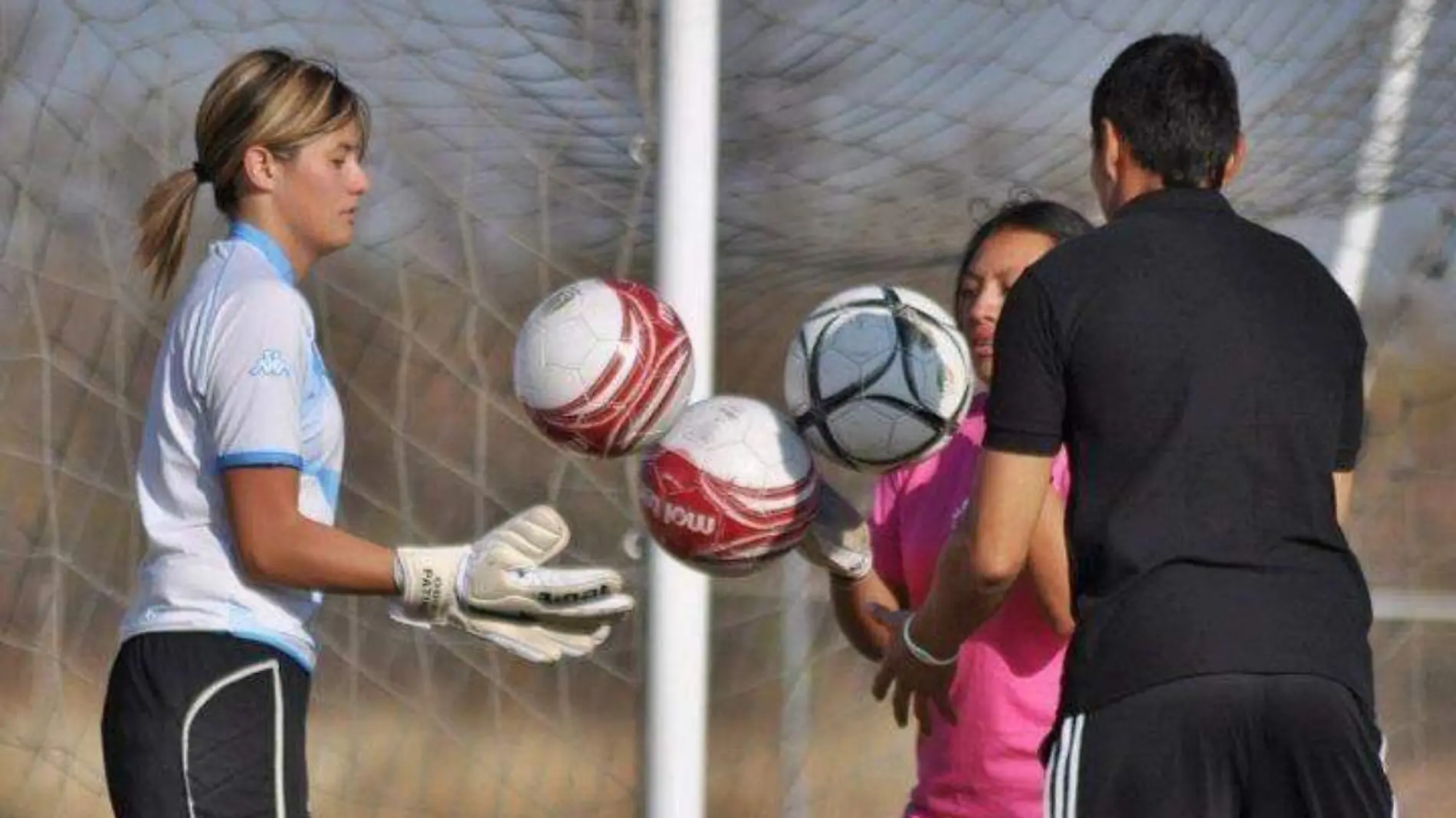 Martha Cuéllar cuando el equipo de la Policía Federal